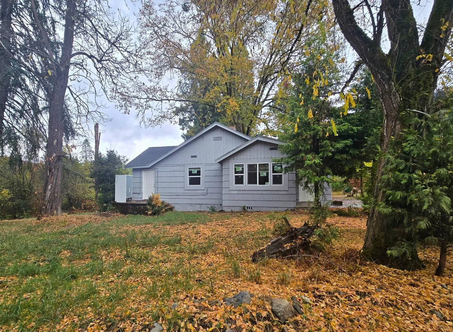 2 bed, 1.0 bath, 900 sqft, $1,495 — Photo 1