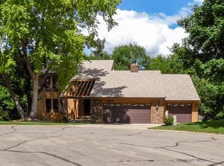 1249 Mourning Dove Ct, Eagan, MN 55123