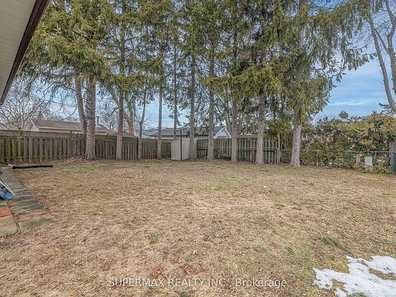 3rd image of 1058 Apache Rd