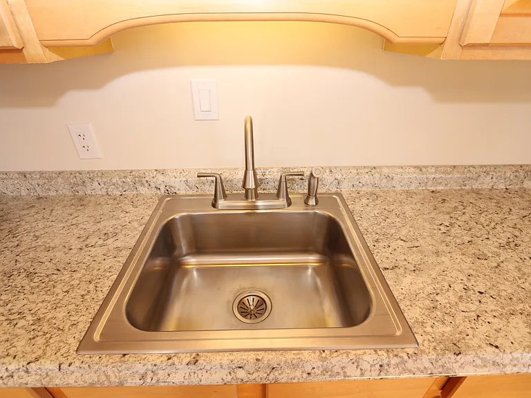 20B Whipple Rd #20-B — Photo 17