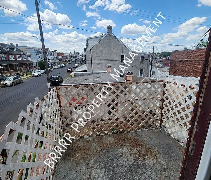 902 N 4th St #2 — Photo 17