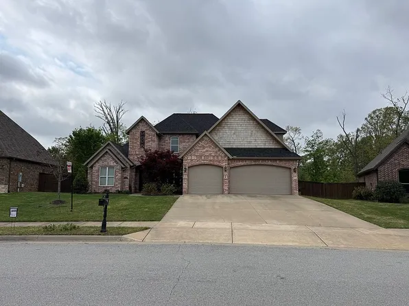 4010 NE Miner Ct, Bentonville, AR 72712