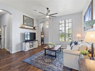 2017 Stubbs Dr, Bryan, TX 77807
