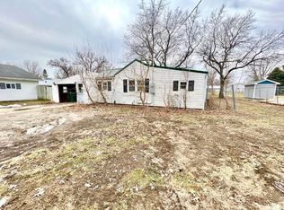 207 Perry St S, Jesup, IA 50648