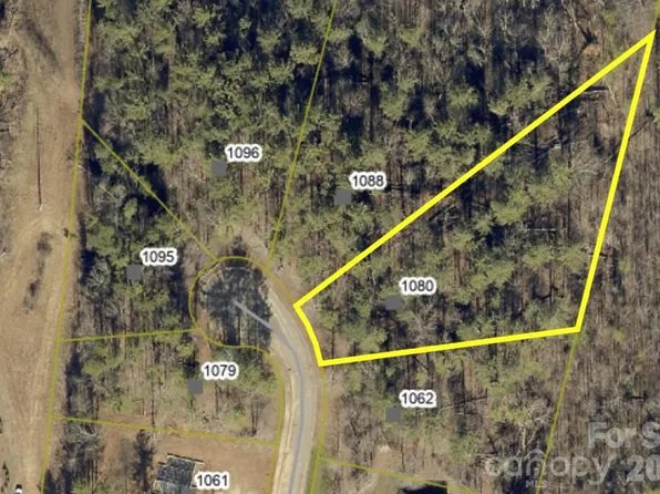 1080 Faith Ct, Morganton, NC 28655