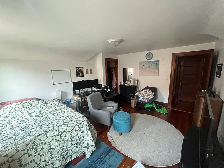 26 Packard Ave — Photo 11