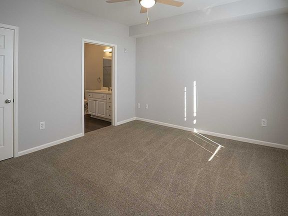 Newly Renovation Bedroom