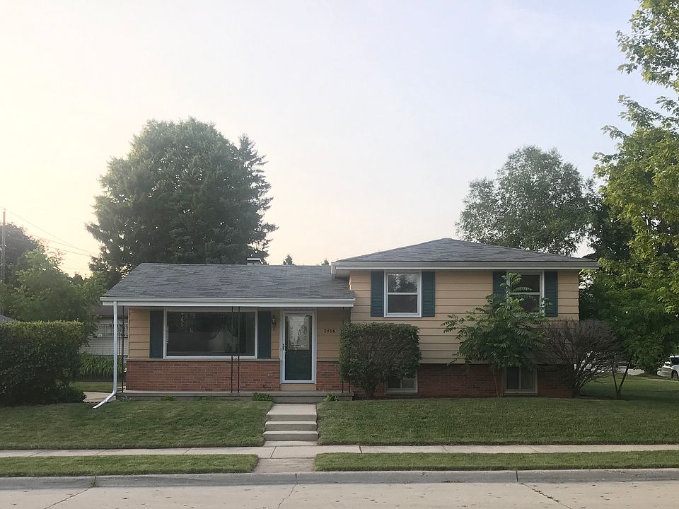 1st image of 2406 Elm Ave