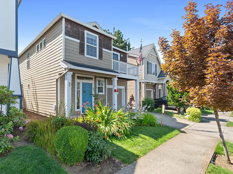 1639 SW Wright Pl — Photo 4