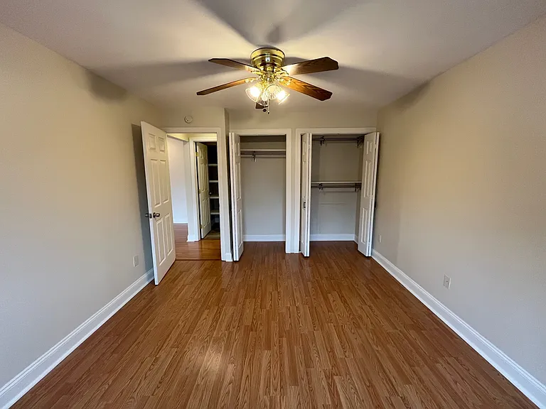 827 Highview St #6 — Photo 8