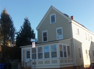 5 Bowery St, Newport, RI 02840
