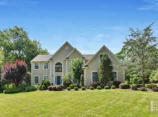 855 Newmans Ln, Martinsville, NJ 08836