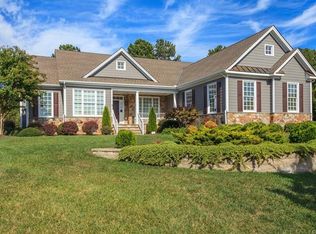 899 Dogwood Dell Ln, Midlothian, VA 23113