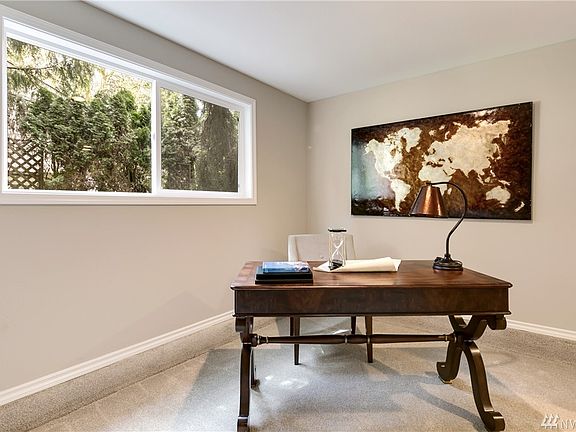 5th image of 10624 38th Ave NE