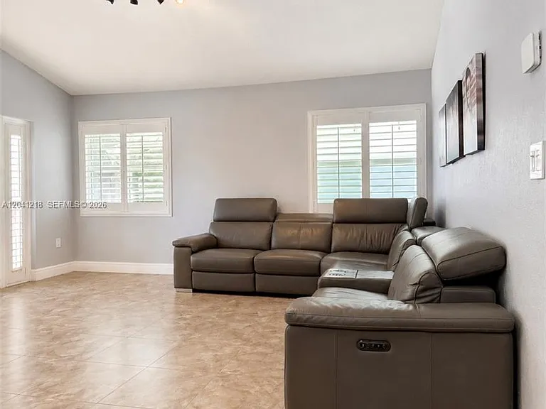 12224 NW 30th Mnr — Photo 5