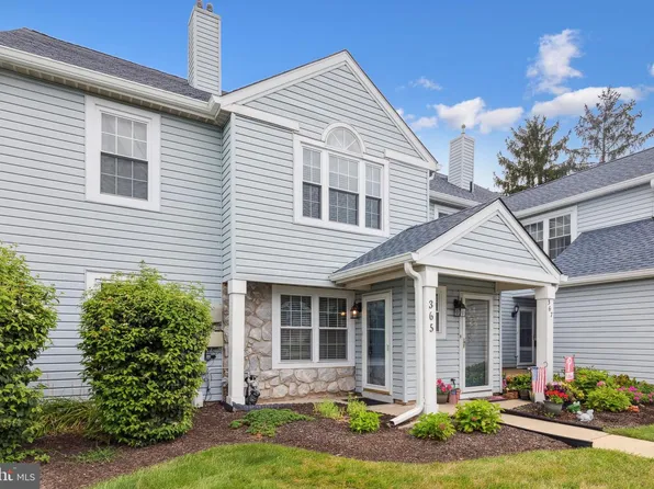 365 Independence Dr, Holland, PA 18966