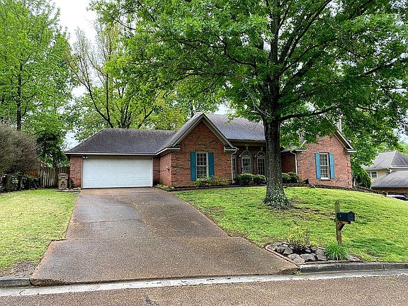 2nd image of 8835 Orchard Park Cv