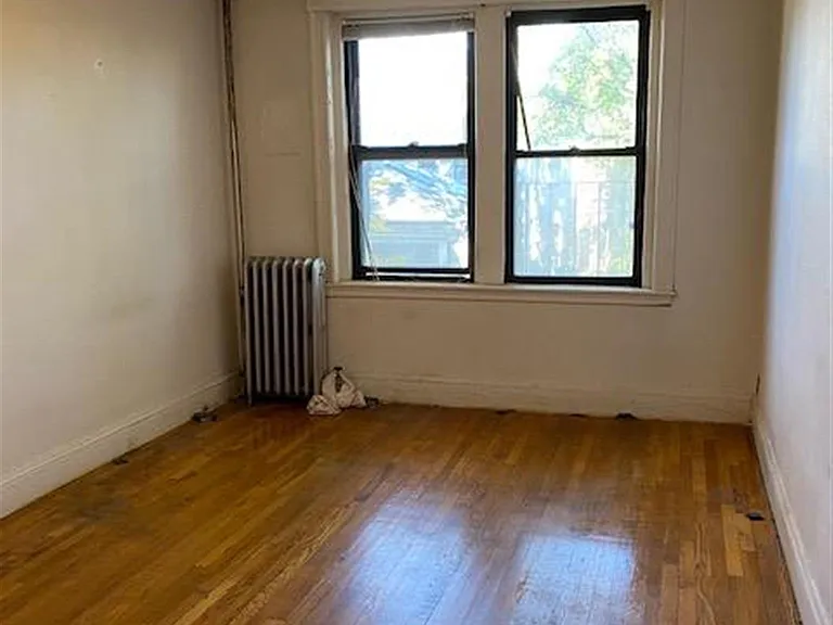 333 Harvard St #2 — Photo 3