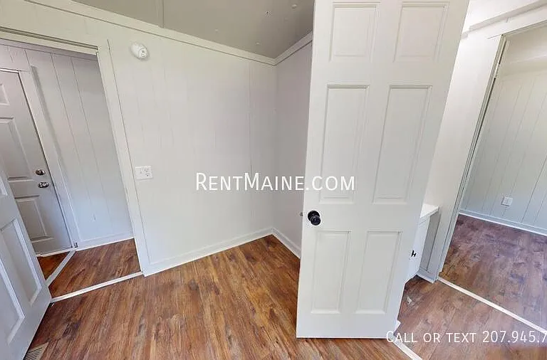 50 Pond Rd — Photo 5