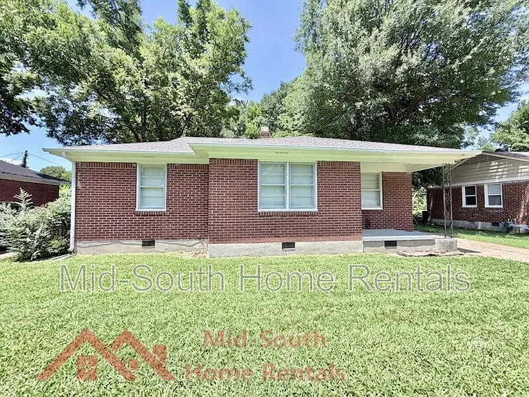 3040 S Edgeware Rd — Photo 1