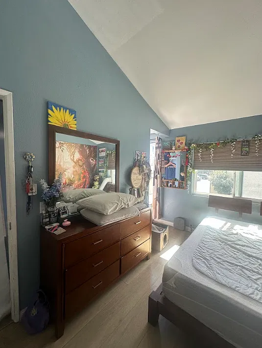 3 bed, 2.5 bath, 1439 sqft, $1,350 — Photo 1