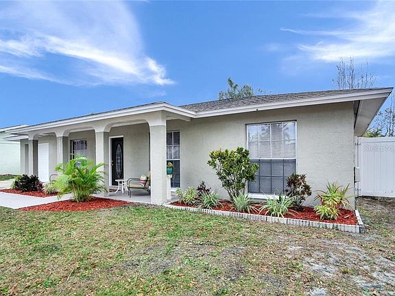 5th image of 12515 Cardiff Dr