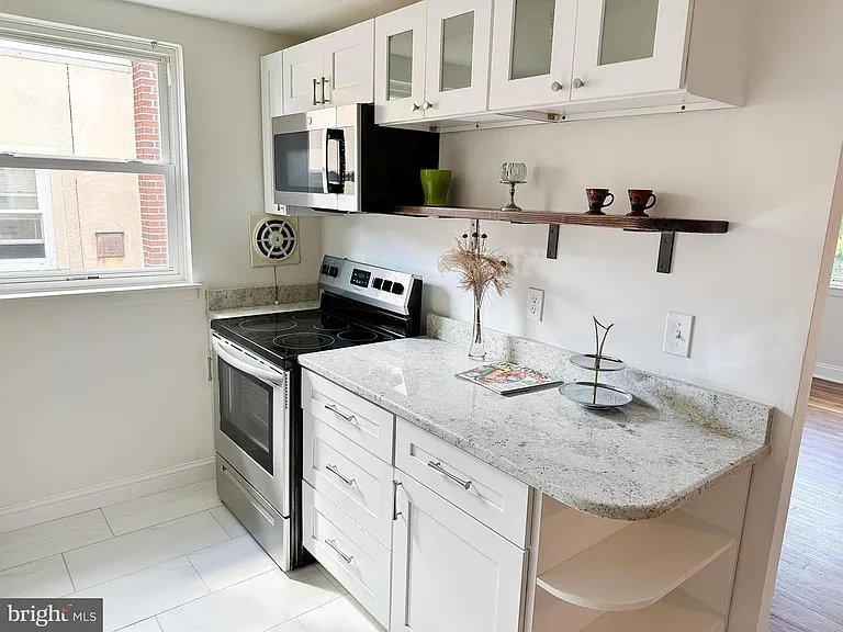104 Clement Rd #D — Photo 2
