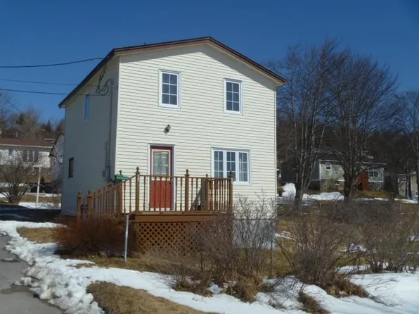 2 Osmonds Lane, Carbonear, NL A1Y1A9