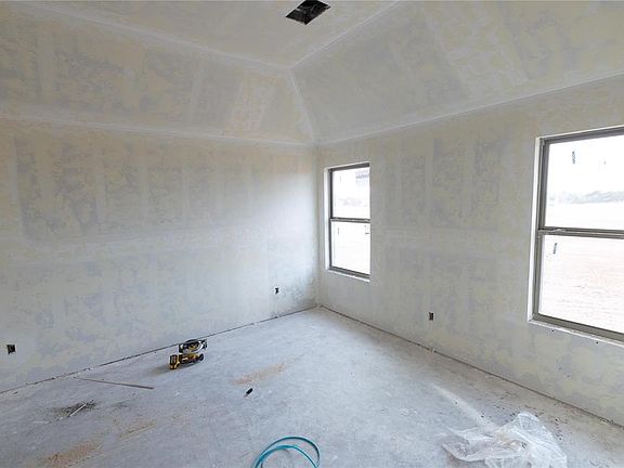 5th image of 523 Mustard Seed