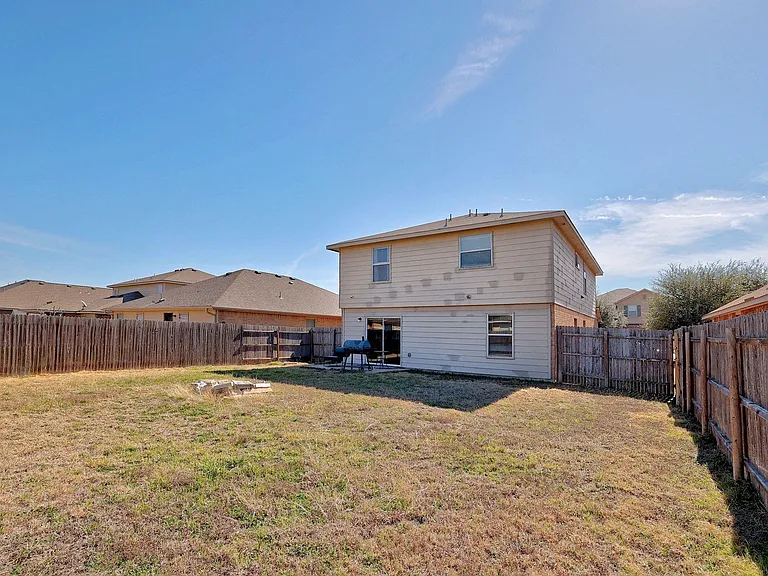 120 Mallard Ln — Photo 31