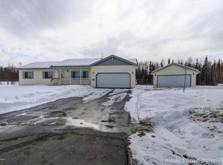 2720 Azurite Cir N, Wasilla, AK 99654