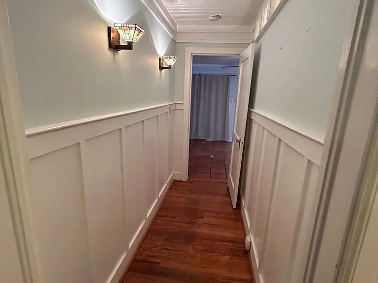 2461 Lyndhurst Ave — Photo 108