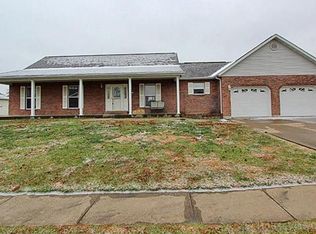 12484 Par Ln, Ste Genevieve, MO 63670