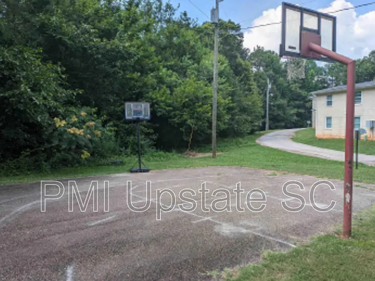 201 Chandler Dr #16C — Photo 8