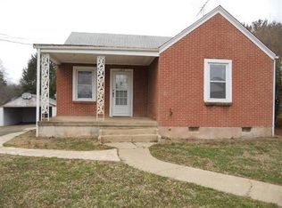 103 Roselawn Hts, Martinsville, VA 24112