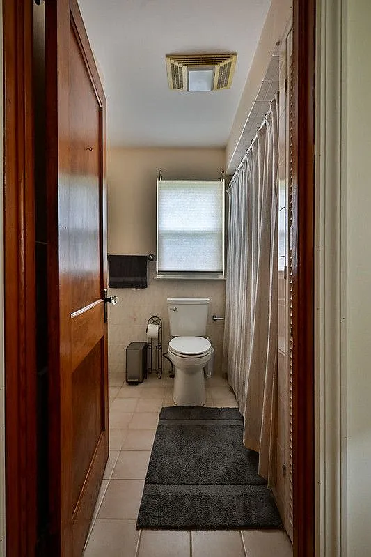 3 bed, 1.5 bath, 1286 sqft, $3,300 — Photo 3