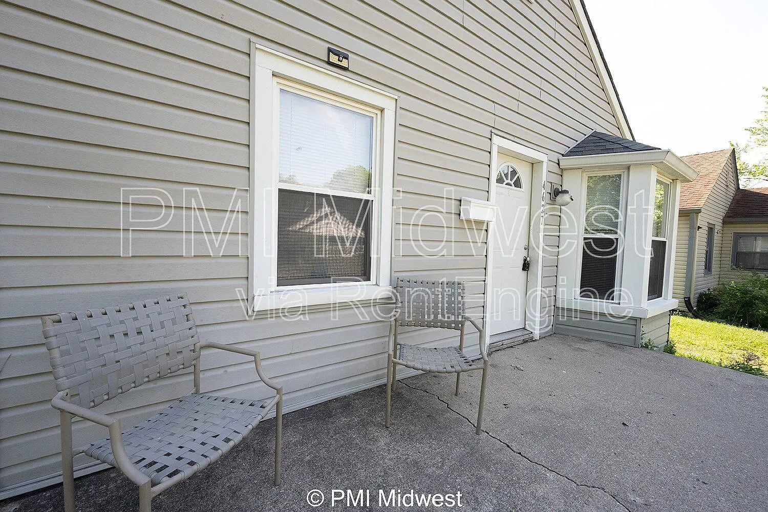 2 bed, 1.0 bath, 900 sqft, $1,399 — Photo 3