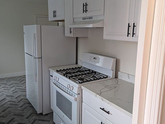 5th image of 6776 Hibiscus Dr