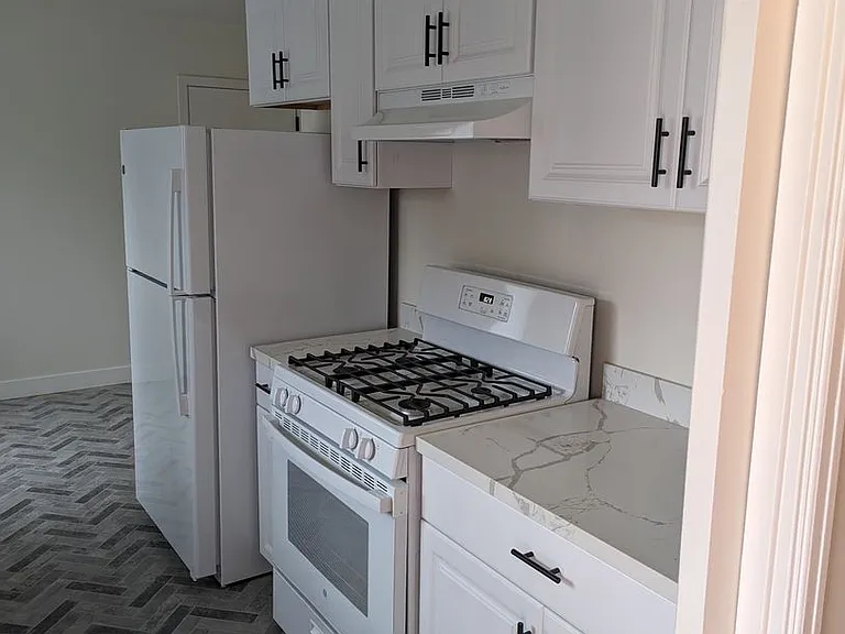 6776 Hibiscus Dr — Photo 5