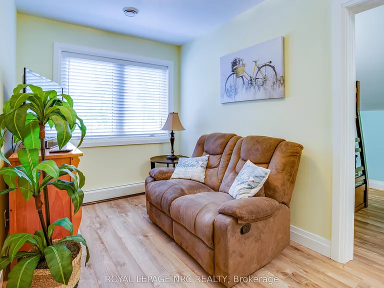 339 Eastwood Ave #FRONT — Photo 17