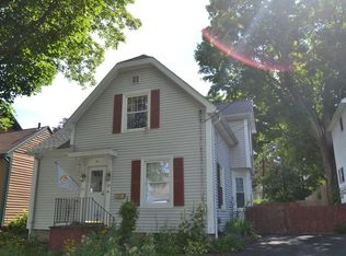 10 S New St, Haverhill, MA 01835