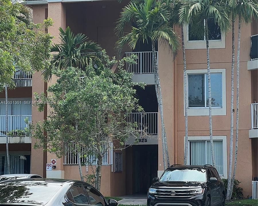 1st image of 6928 SW 39th St APT A303