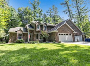 2274 Cathedral Forest Dr, Green Bay, WI 54313
