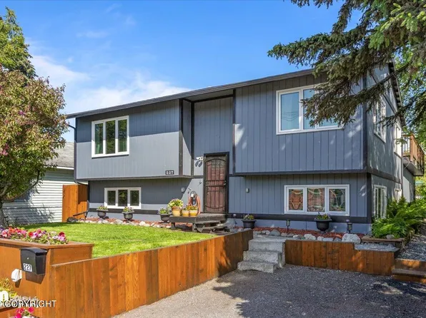 227 Park St, Anchorage, AK 99508