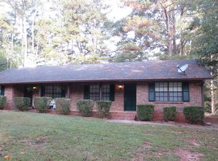 5572 Bishops Cir APT B, Norcross, GA 30093