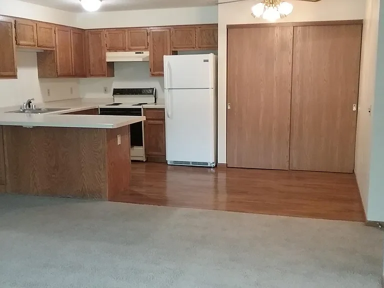 2700-2720 10603rd #2760-2661-258125 — Photo 23