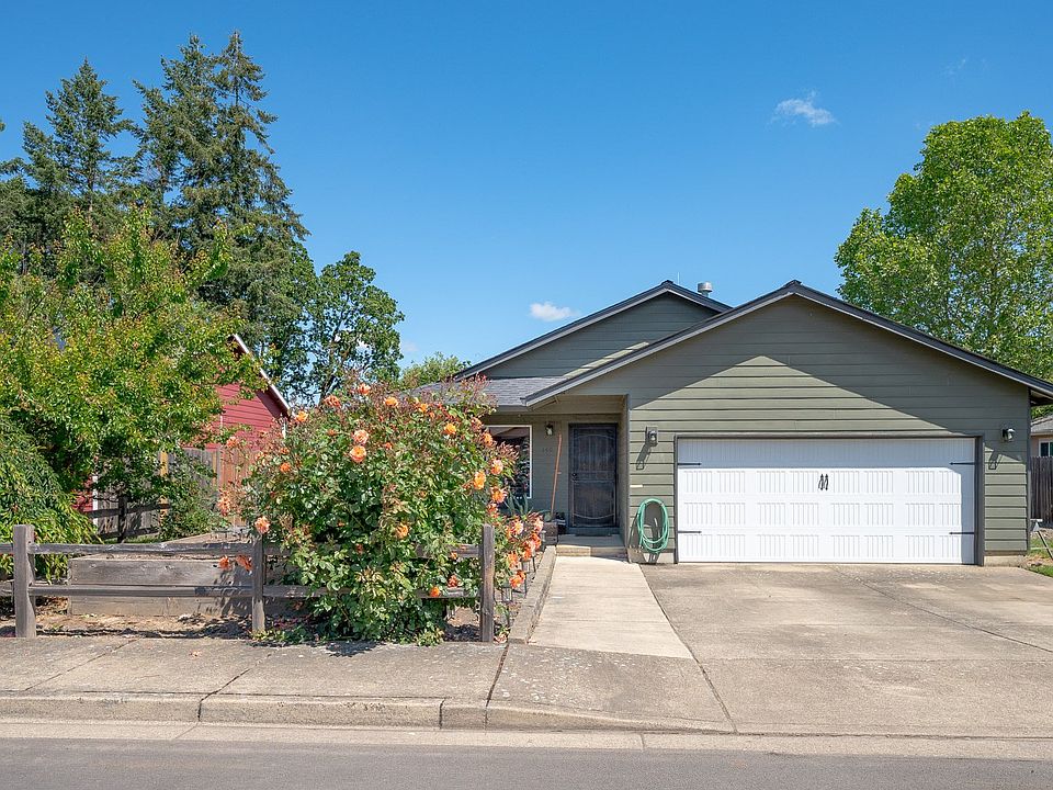 1st image of 140 Getchell Ct