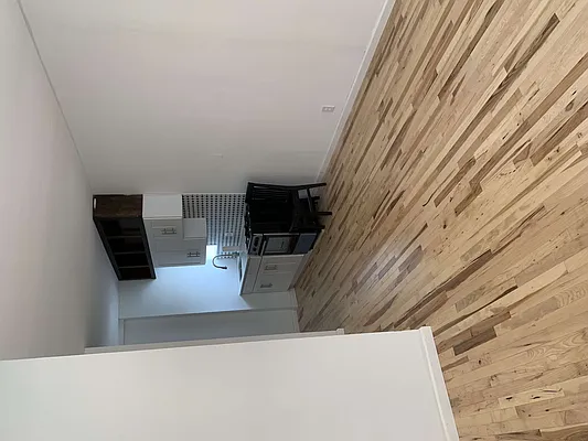 Rented by Flatiron Real Estate Advisors LLC | media 23