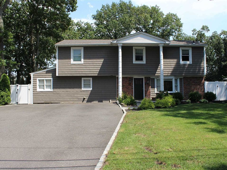 1st image of 57 Woodview Ln