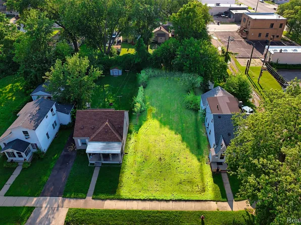 0 Centralia, Redford, MI 48240